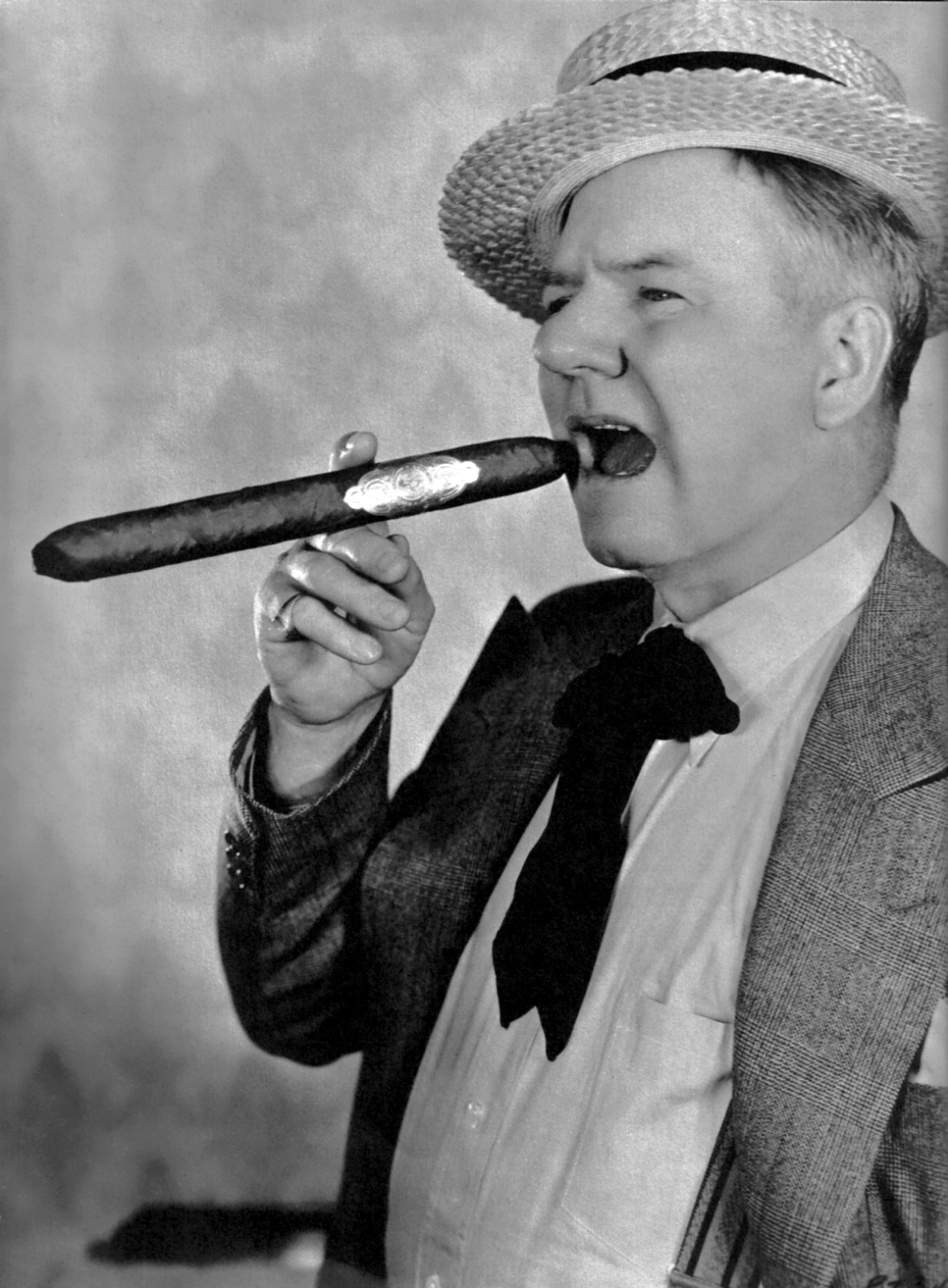 Pantyhose footjob clips Fish fuck in w c fields